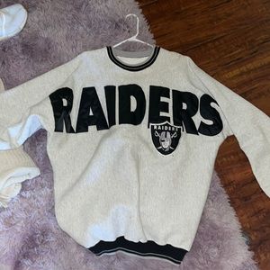 EXTREMELY RARE VINTAGE RAIDERS CREWNECK